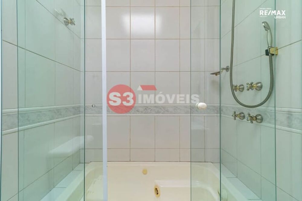 Casa à venda com 4 quartos, 348m² - Foto 24