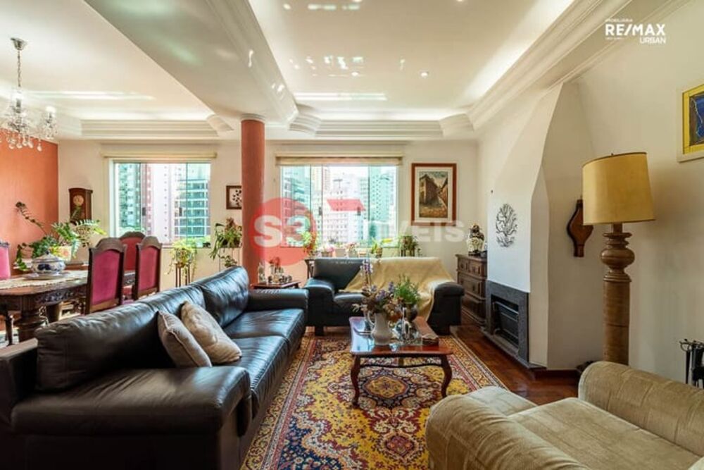 Casa à venda com 4 quartos, 348m² - Foto 4