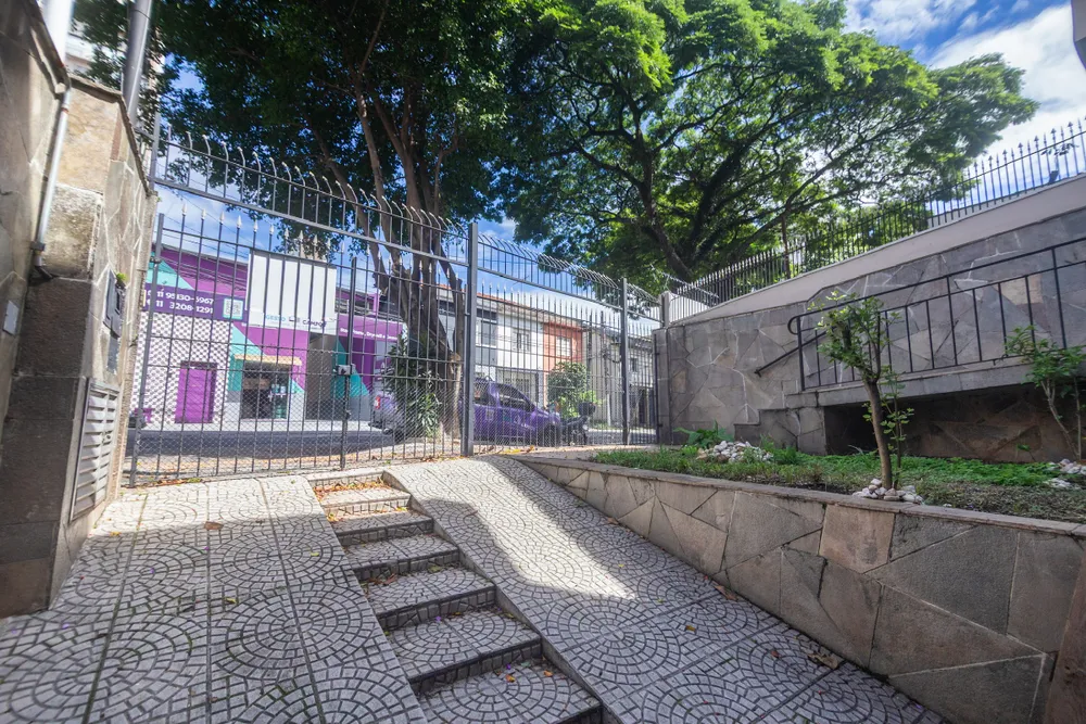 Casa, 6 quartos, 210 m² - Foto 4