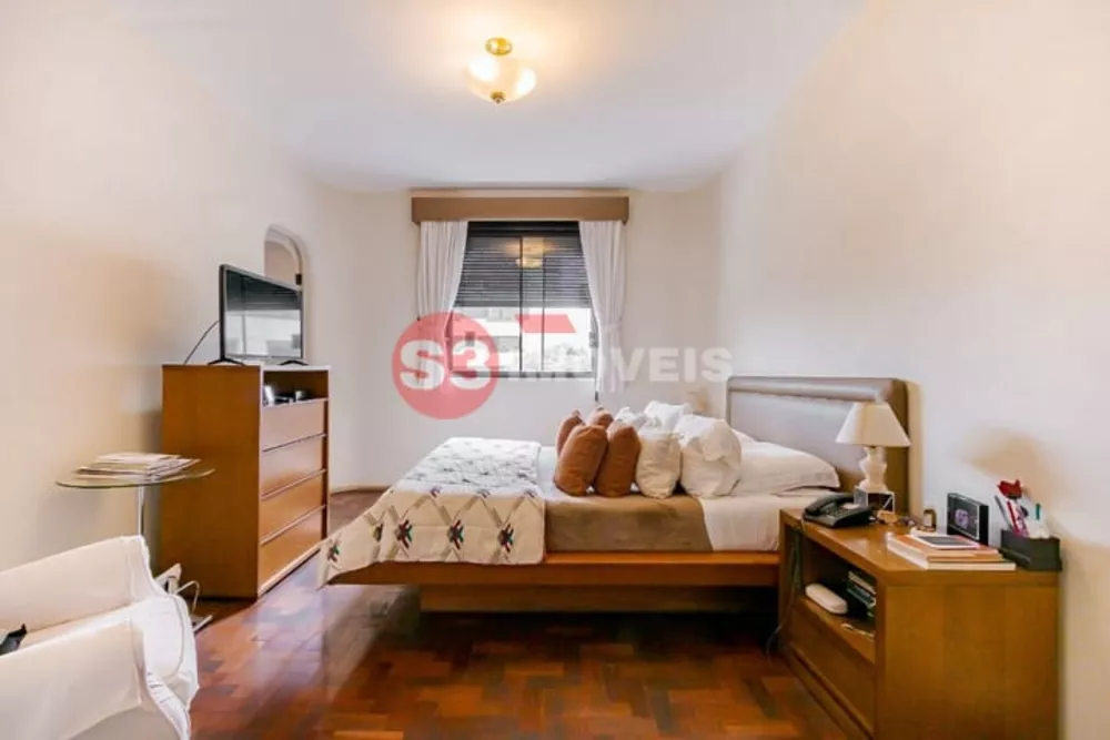 Apartamento à venda com 4 quartos, 362m² - Foto 4