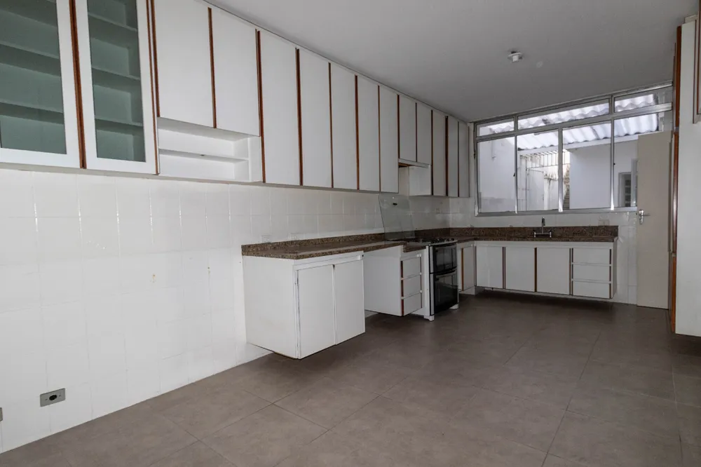 Casa, 4 quartos, 276 m² - Foto 3