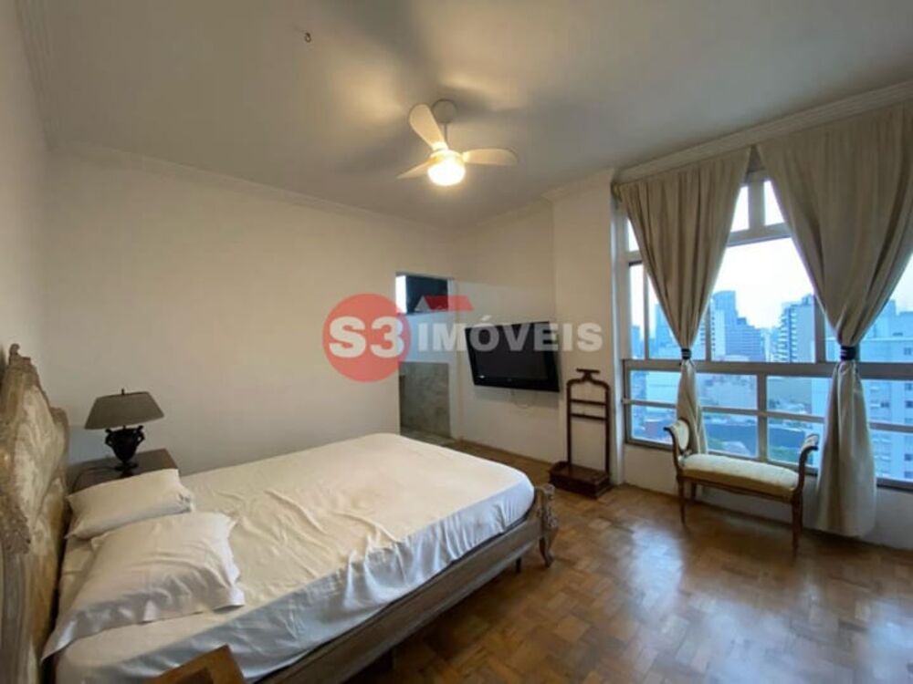 Cobertura, 3 quartos, 219 m² - Foto 2