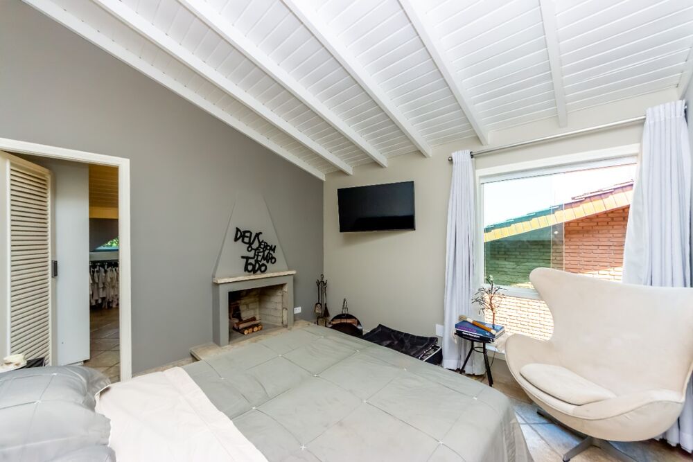 Casa, 4 quartos, 197 m² - Foto 2