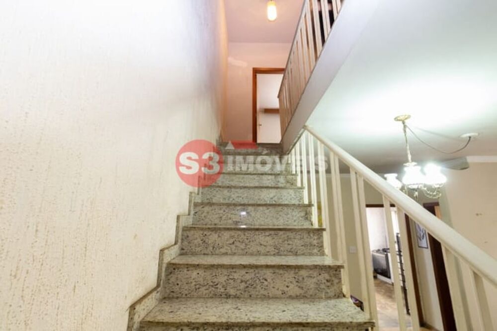 Casa, 3 quartos, 232 m² - Foto 3