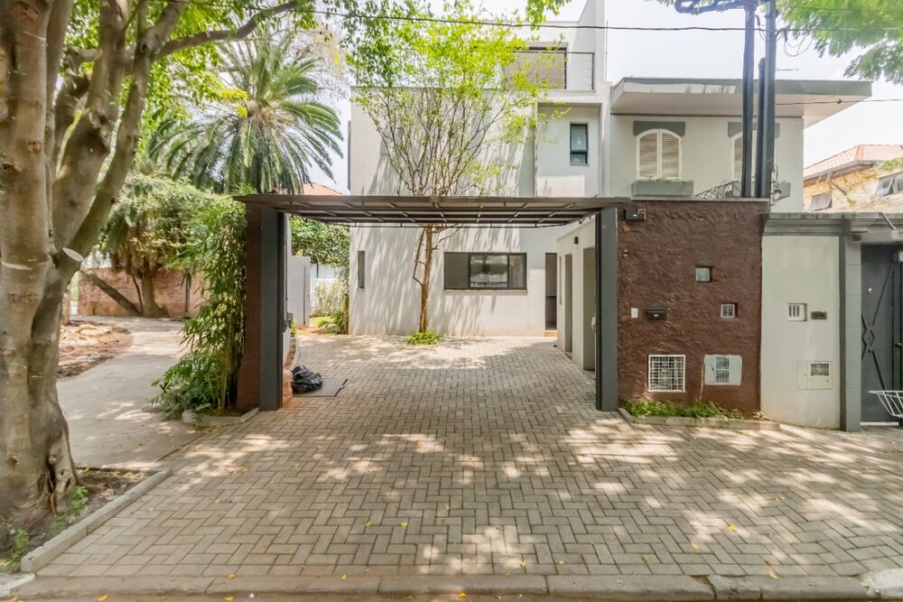 Casa, 3 quartos, 318 m² - Foto 1