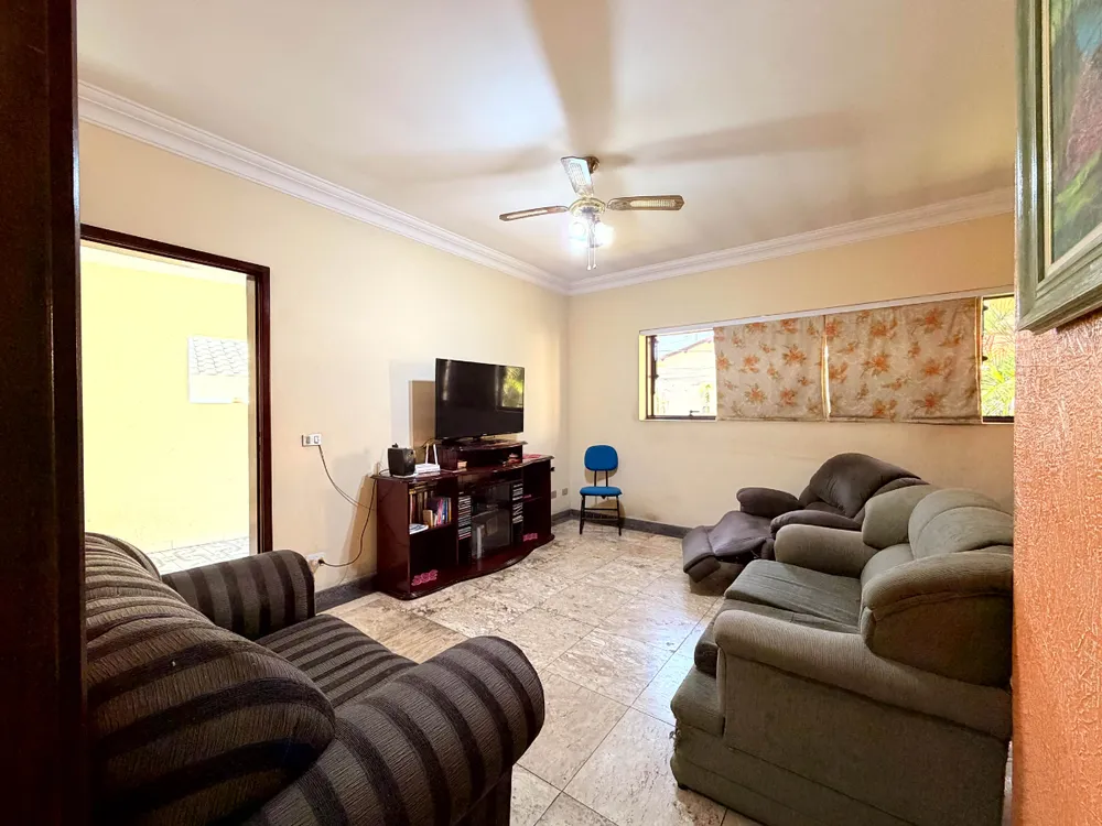 Casa, 4 quartos, 255 m² - Foto 2