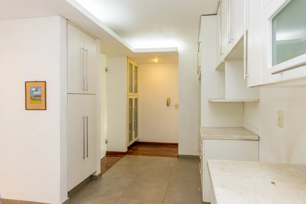 Casa, 5 quartos, 300 m² - Foto 2