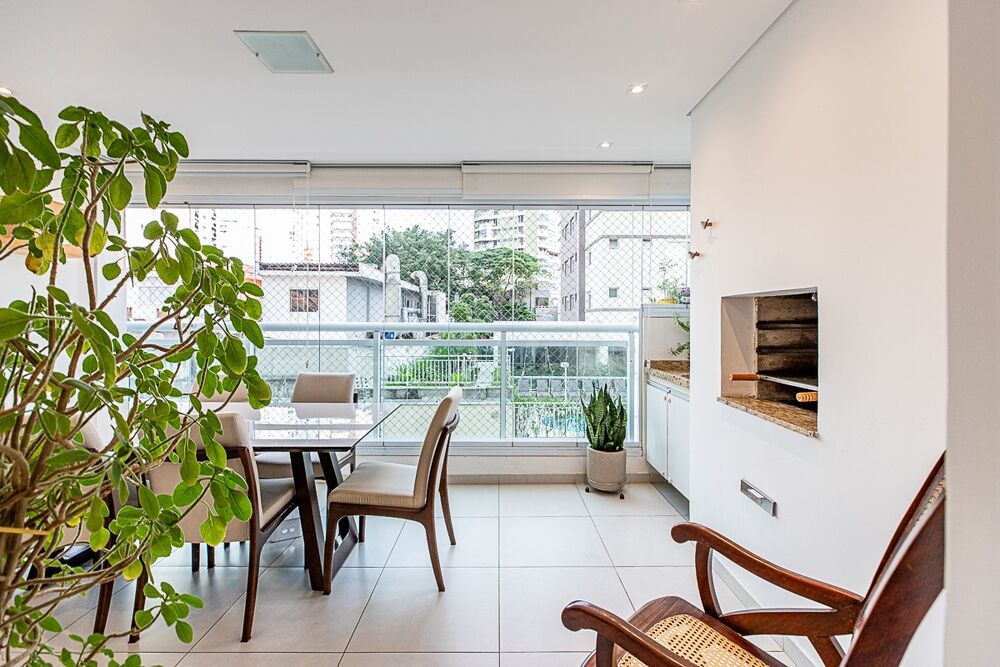Apartamento à venda com 3 quartos, 108m² - Foto 1