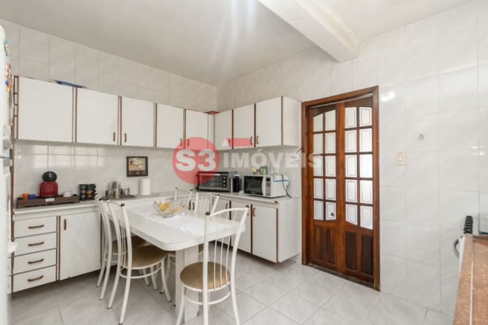 Casa à venda com 4 quartos, 115m² - Foto 4