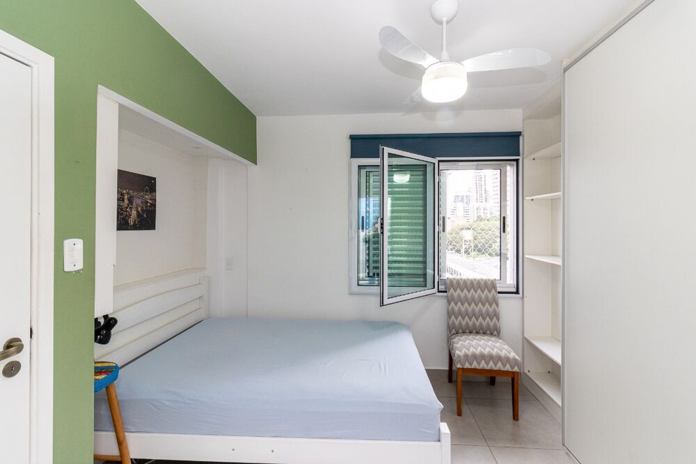 Apartamento à venda com 3 quartos, 84m² - Foto 2