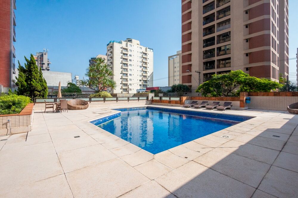 Apartamento à venda com 4 quartos, 270m² - Foto 2