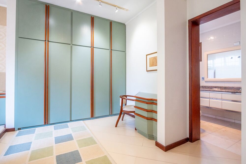 Apartamento à venda com 4 quartos, 270m² - Foto 7
