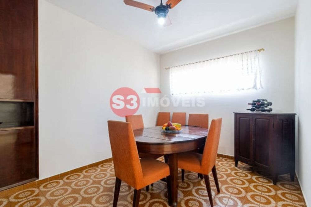 Casa, 3 quartos, 193 m² - Foto 2