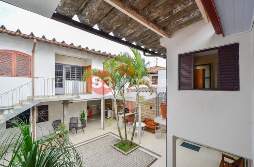 Casa, 4 quartos, 248 m² - Foto 2