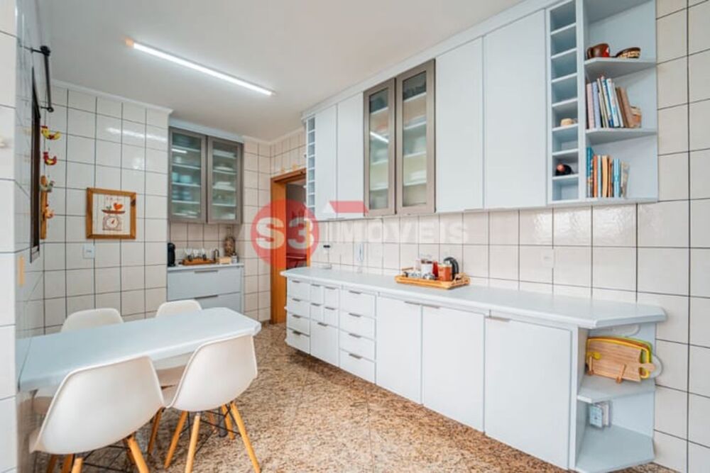 Apartamento, 3 quartos, 139 m² - Foto 1