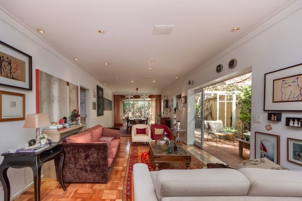 Casa, 4 quartos, 308 m² - Foto 1