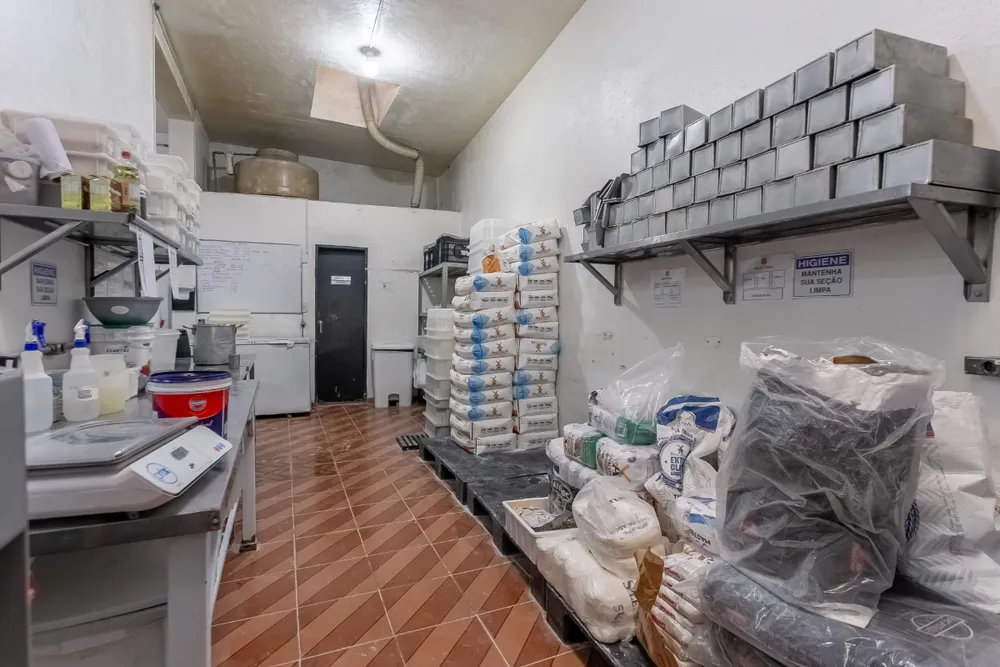 Depósito-Galpão, 537 m² - Foto 1