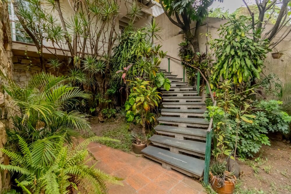 Casa, 6 quartos, 239 m² - Foto 3