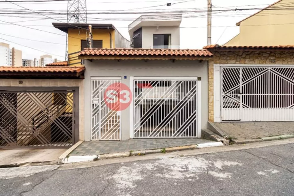 Casa à venda com 3 quartos, 125m² - Foto 1