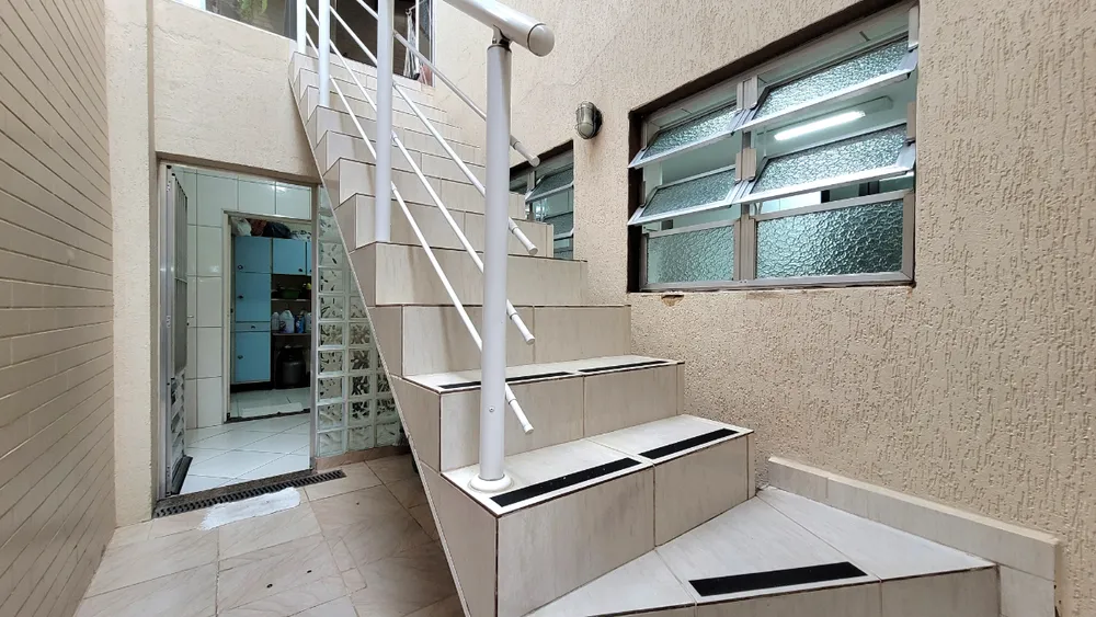 Sobrado, 3 quartos, 202 m² - Foto 2