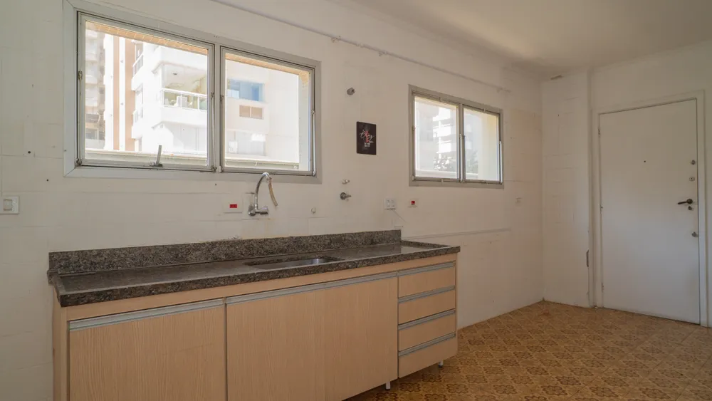 Apartamento, 4 quartos, 202 m² - Foto 3