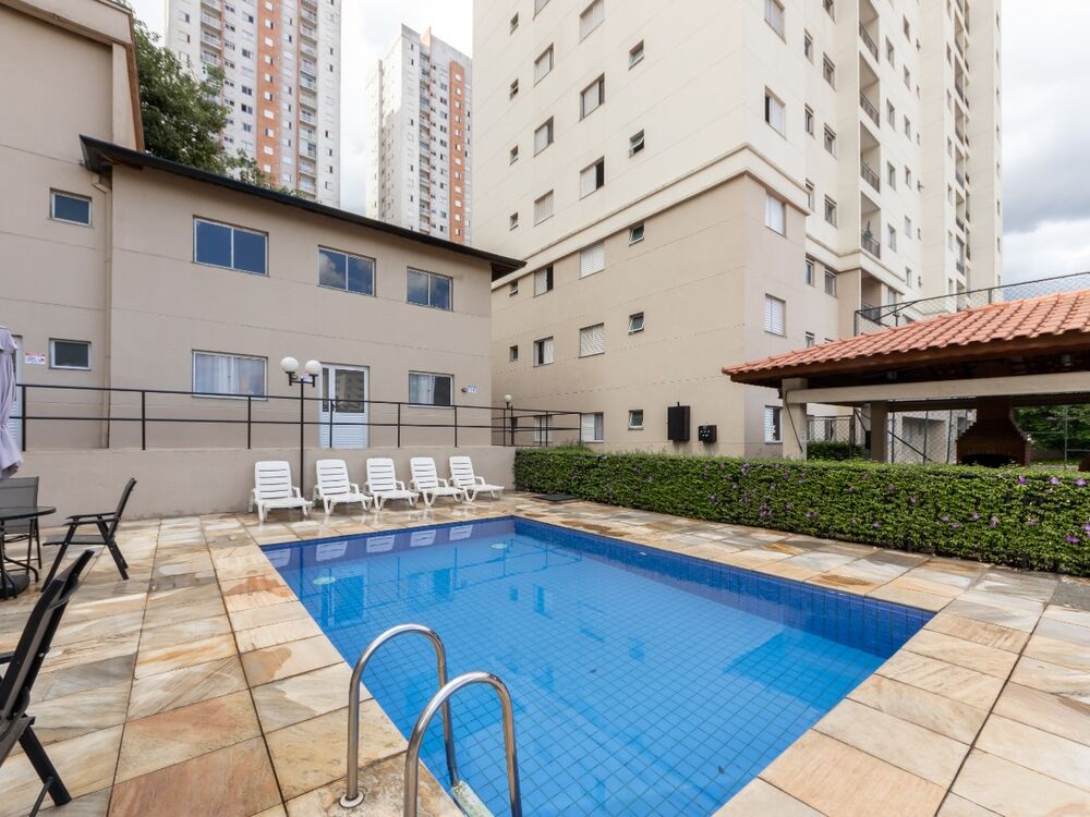 Apartamento à venda com 2 quartos, 47m² - Foto 2