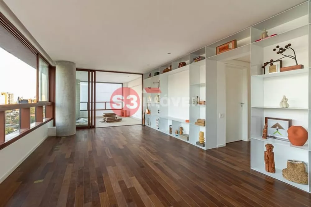 Apartamento à venda com 3 quartos, 170m² - Foto 1