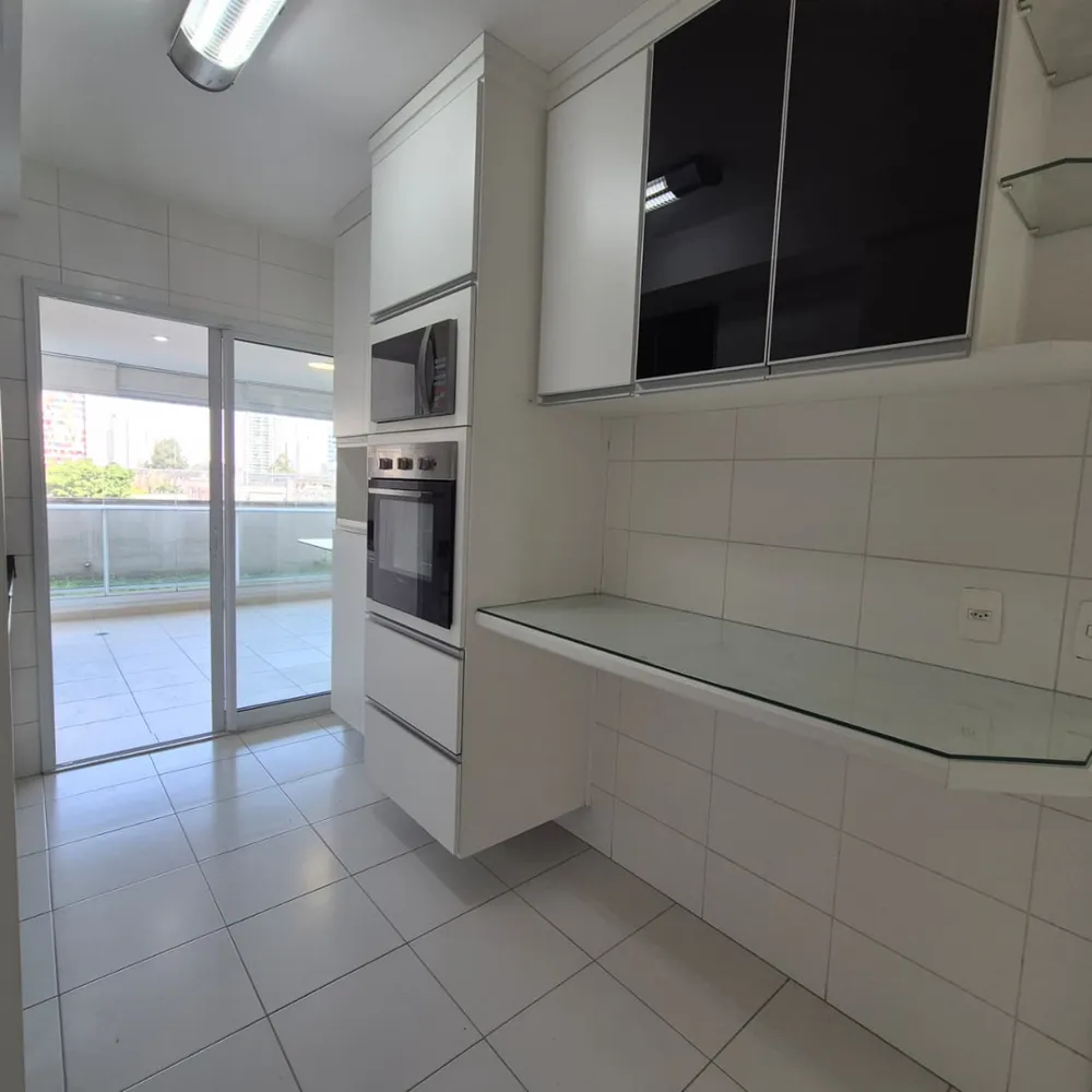 Apartamento, 3 quartos, 138 m² - Foto 2