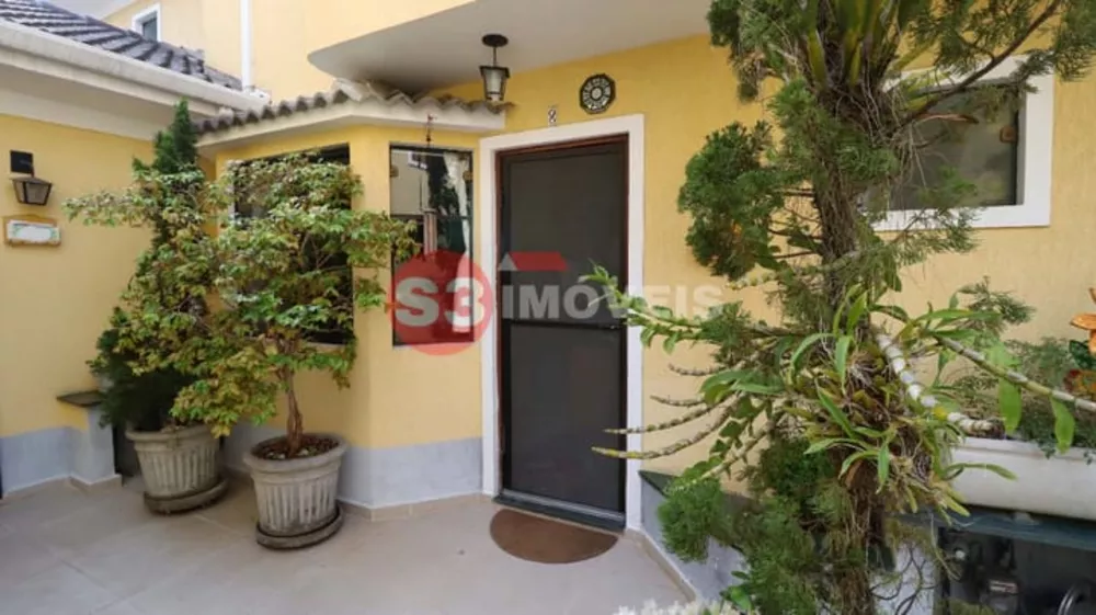 Casa de Condomínio à venda com 3 quartos, 131m² - Foto 4