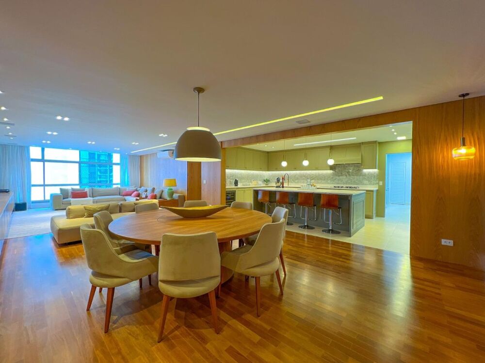 Apartamento, 3 quartos, 204 m² - Foto 1