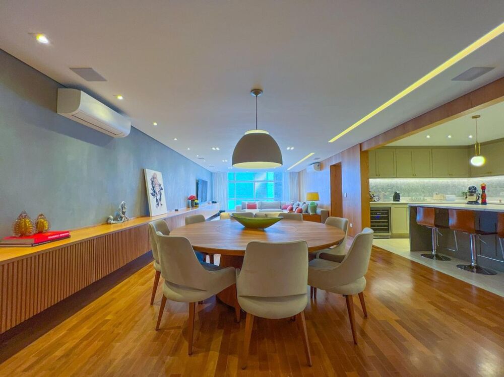 Apartamento, 3 quartos, 204 m² - Foto 2