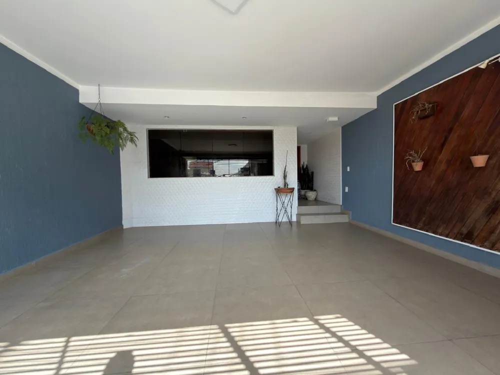 Casa, 3 quartos, 177 m² - Foto 1