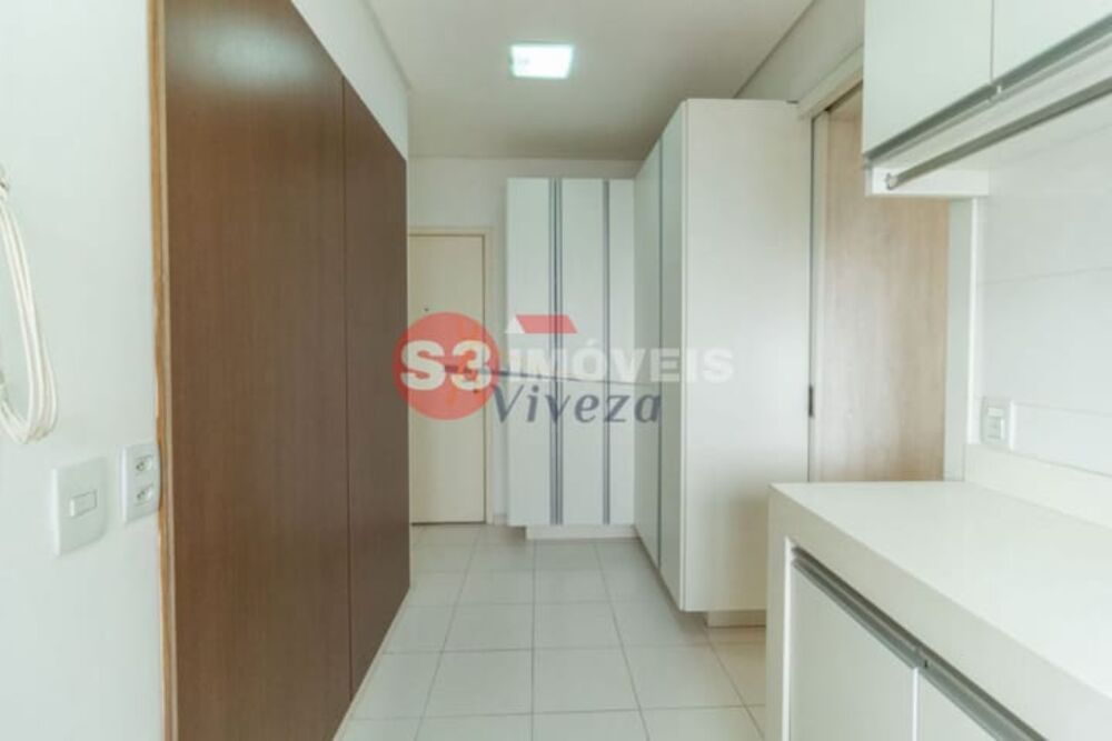 Apartamento, 3 quartos, 146 m² - Foto 1
