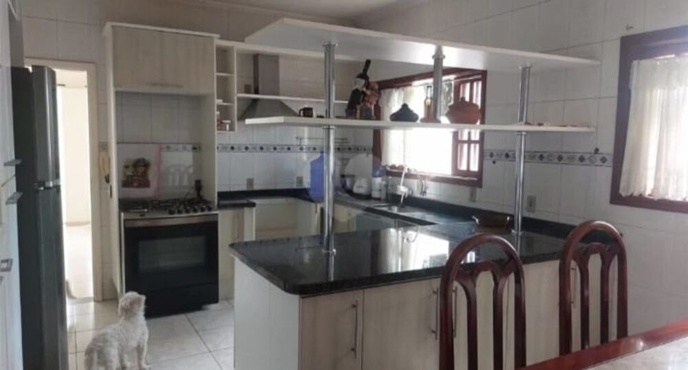 Casa, 3 quartos, 260 m² - Foto 2