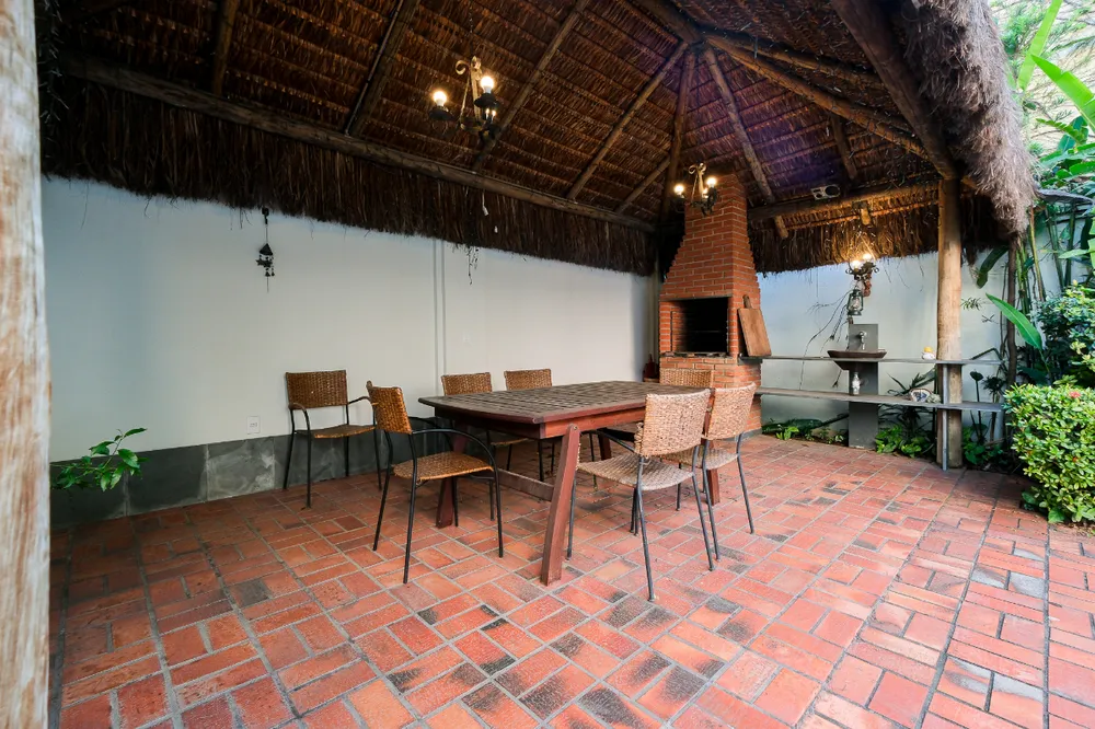 Casa, 4 quartos, 650 m² - Foto 2