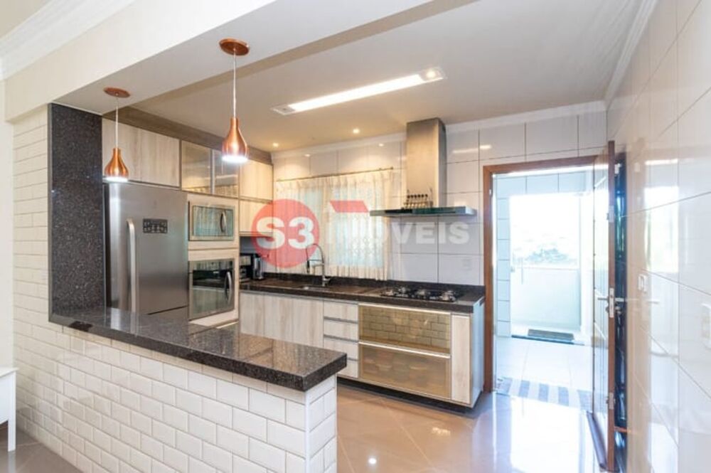 Casa, 3 quartos, 240 m² - Foto 4