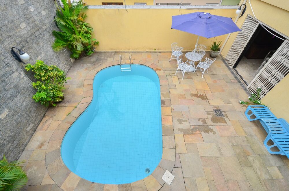Casa, 5 quartos, 273 m² - Foto 1