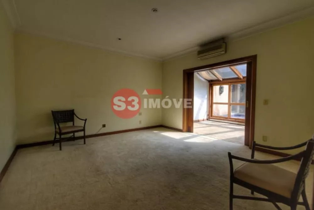 Casa à venda com 3 quartos, 750m² - Foto 8