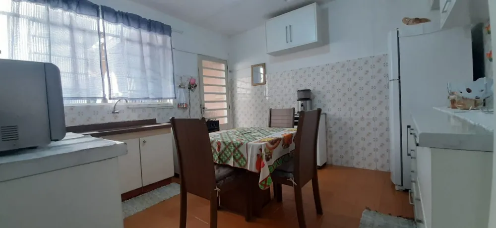 Casa, 4 quartos, 198 m² - Foto 2