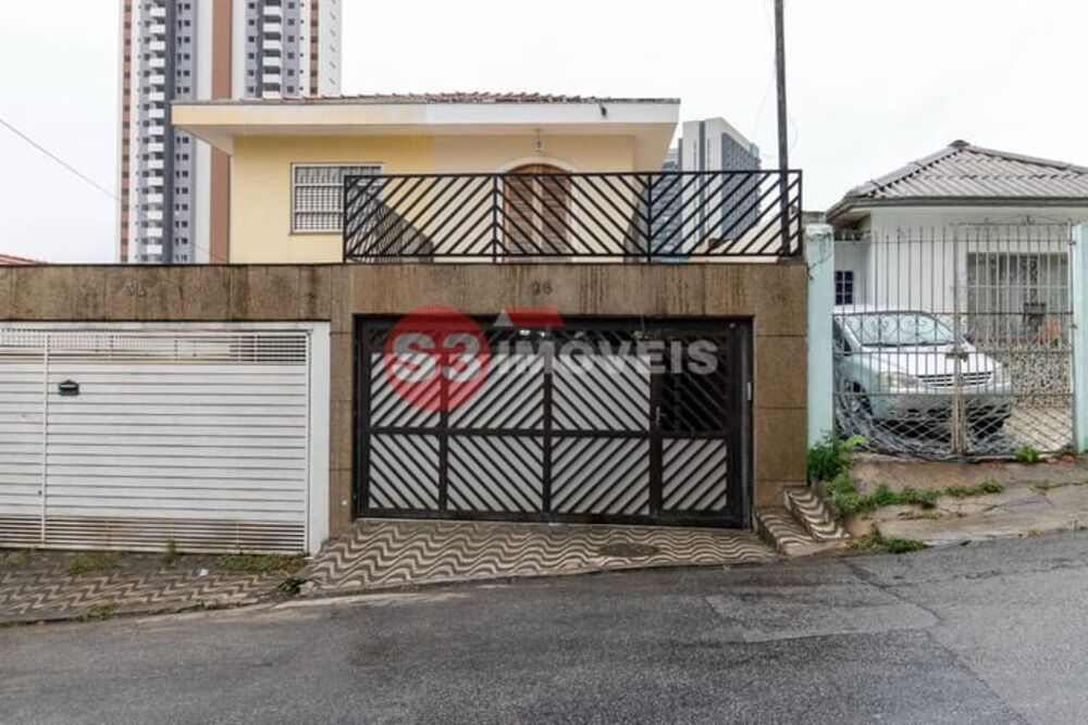 Casa à venda com 3 quartos, 240m² - Foto 1