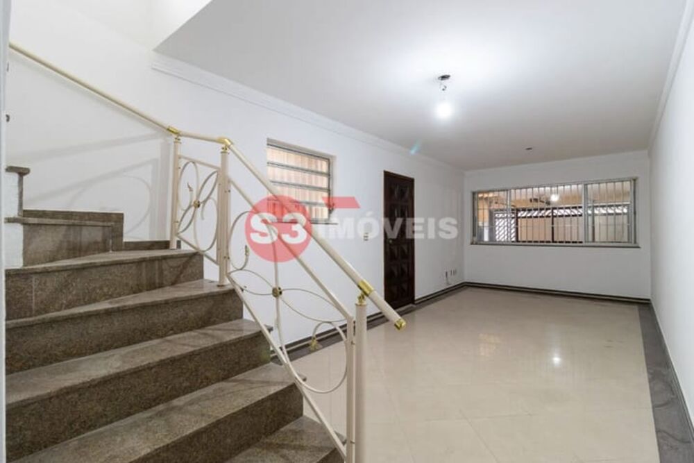 Casa à venda com 3 quartos, 240m² - Foto 17