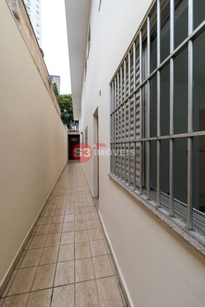 Casa à venda com 3 quartos, 240m² - Foto 9