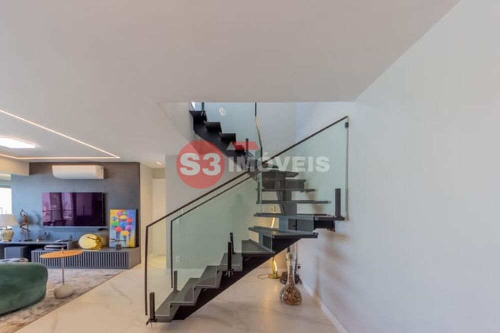 Cobertura à venda com 2 quartos, 185m² - Foto 3