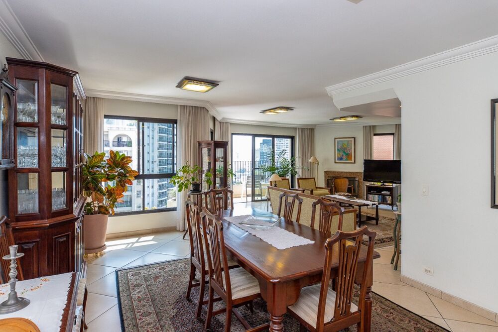 Apartamento à venda com 3 quartos, 162m² - Foto 7