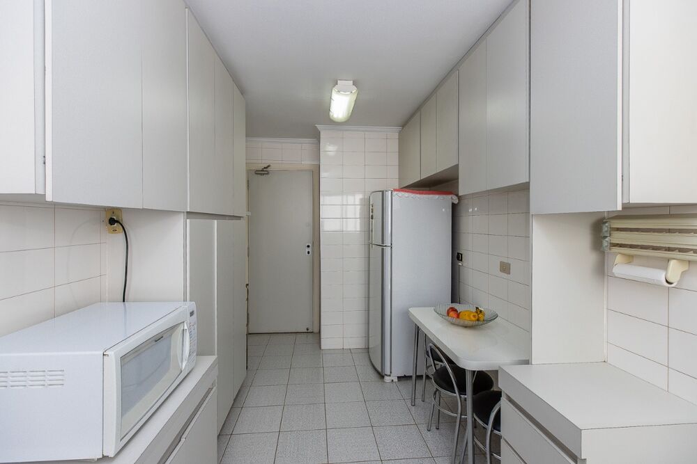 Apartamento à venda com 3 quartos, 162m² - Foto 12