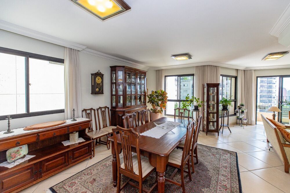 Apartamento à venda com 3 quartos, 162m² - Foto 6