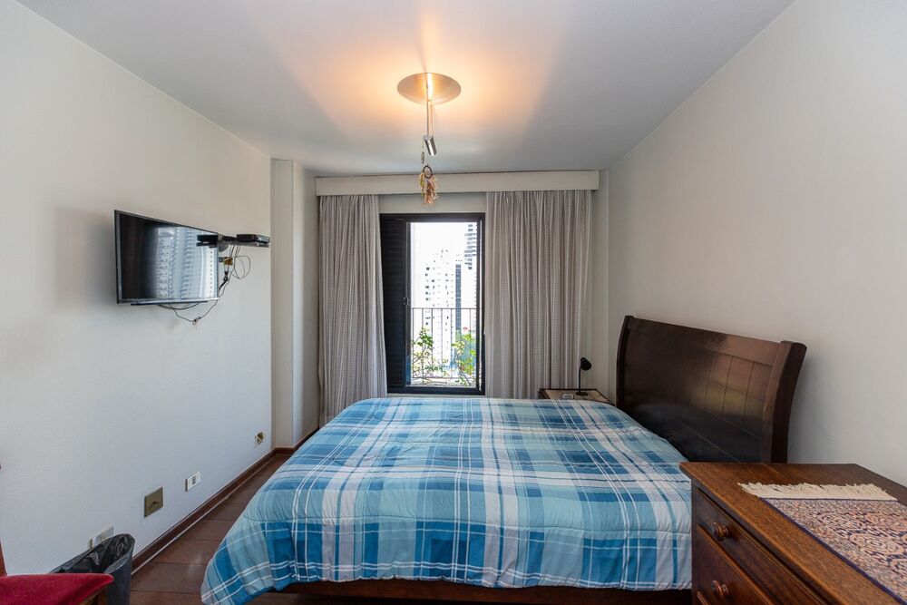 Apartamento à venda com 3 quartos, 162m² - Foto 14