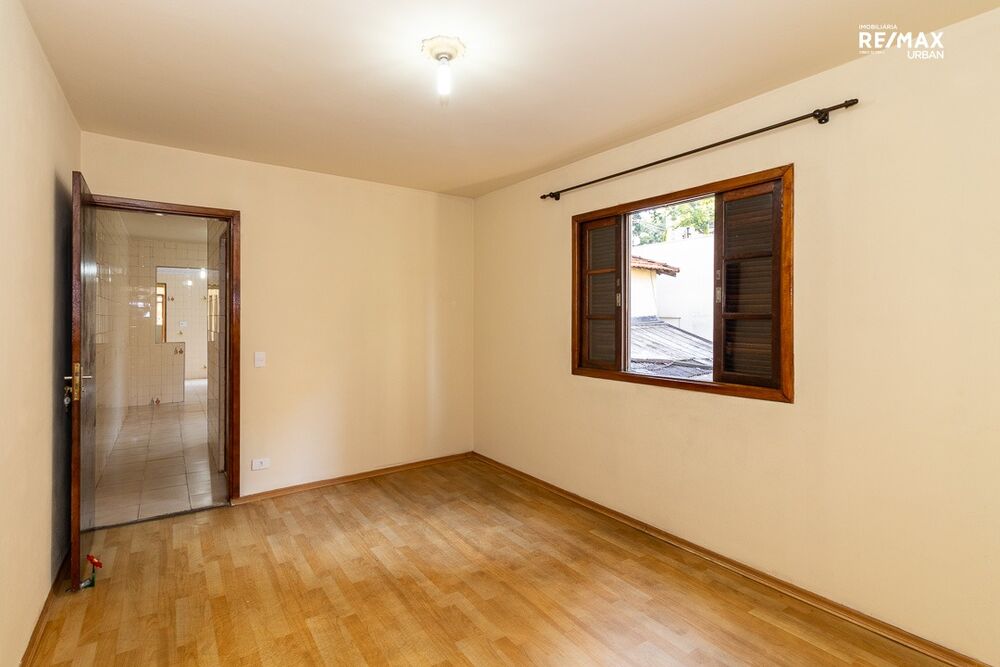 Casa à venda com 4 quartos, 150m² - Foto 9