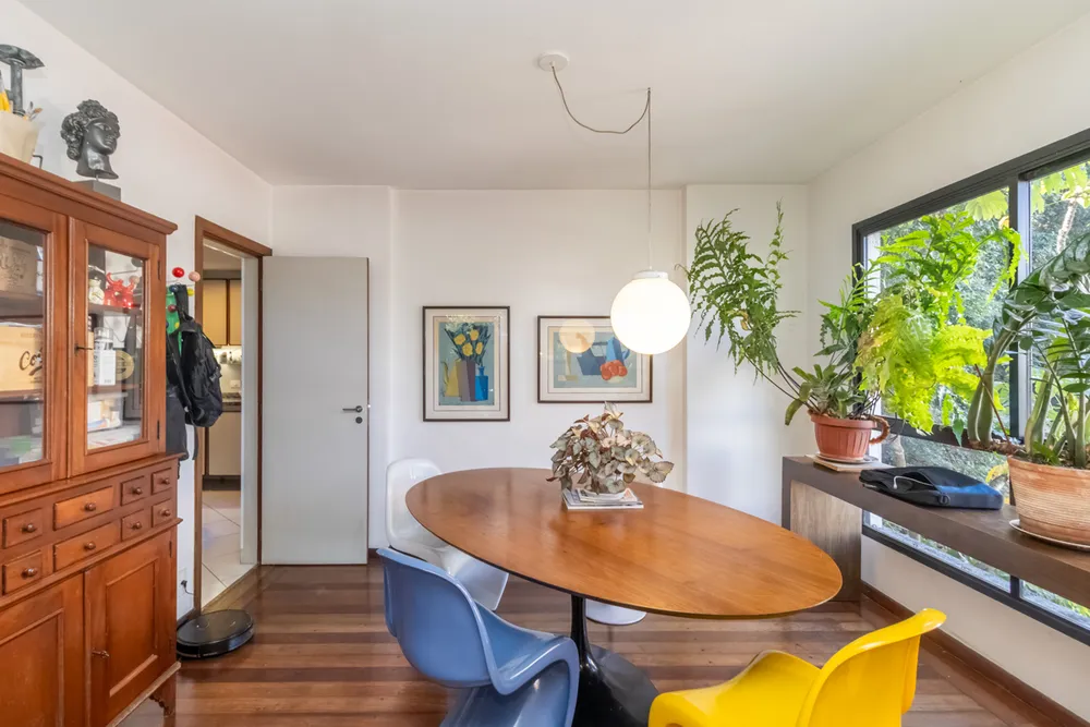 Apartamento, 3 quartos, 141 m² - Foto 1