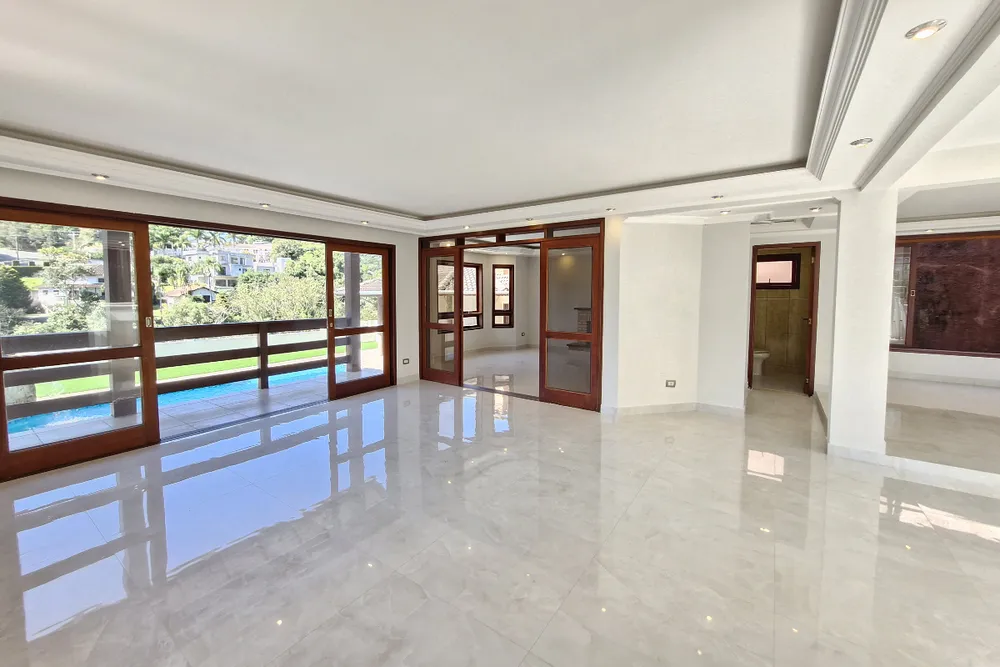 Casa de Condomínio, 8 quartos - Foto 1